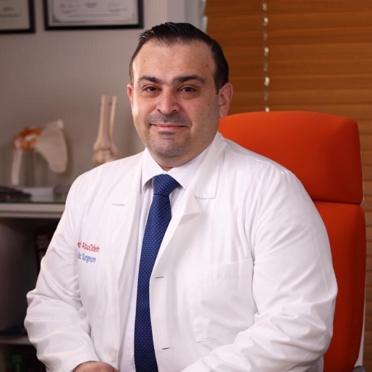 الدكتور يوسف ابوعودة، استشاري جراحة العظام والمفاصل